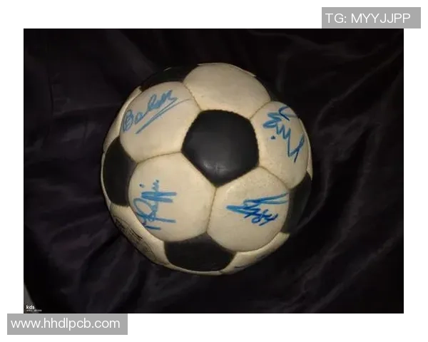 各大足球球星签名背后的故事及其独特含义揭秘